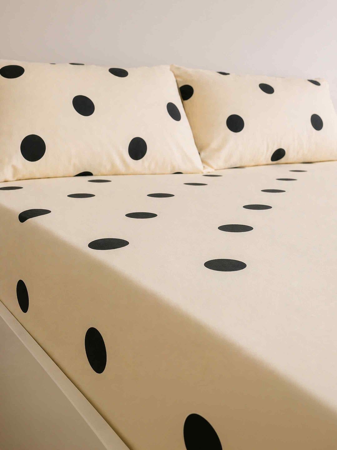 Ink Polka Bed Linen Set - Black
