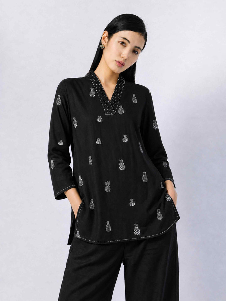 Pineapple Pop - Black