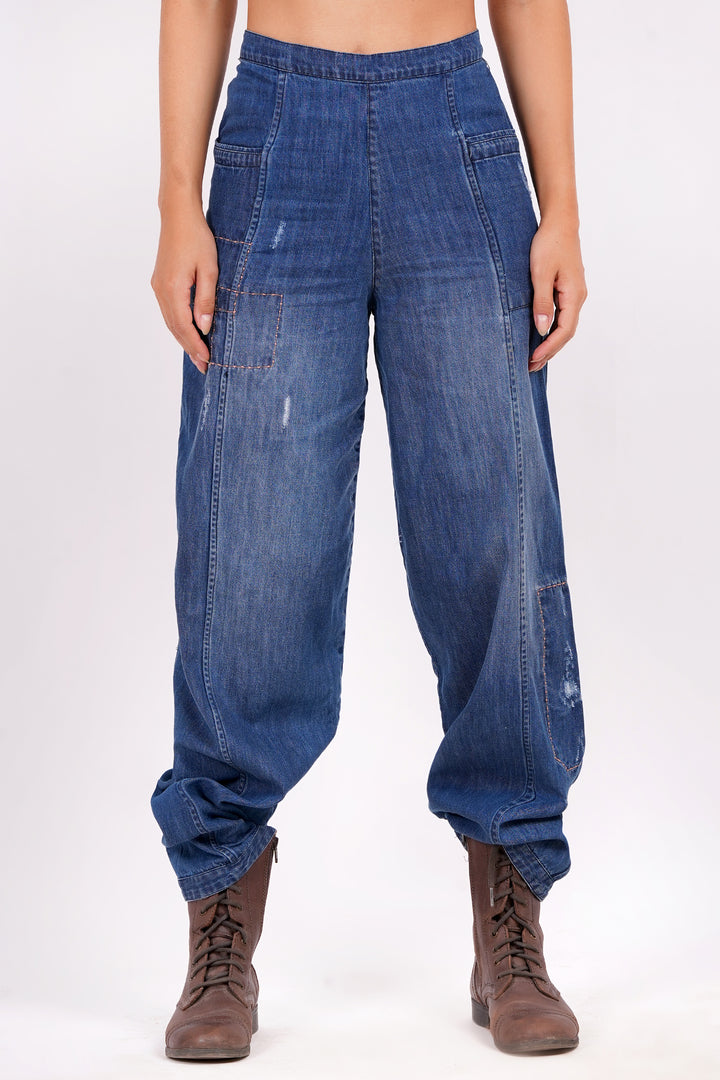 Relaxed Fit Light Wash High-Waisted Denim Pants For Women