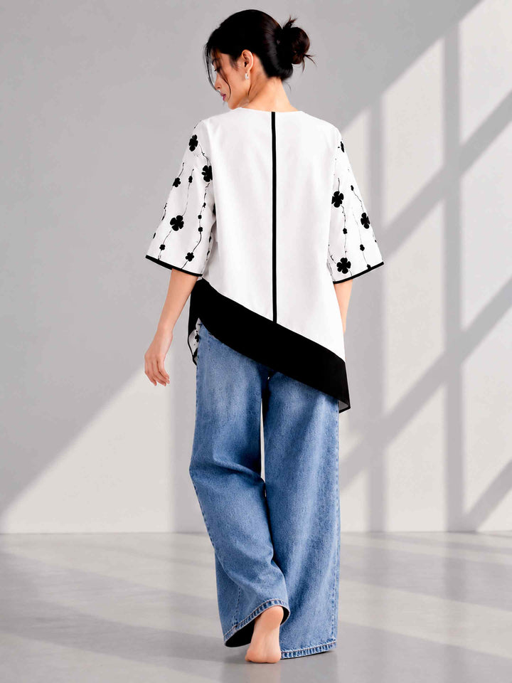 Dancing Daisy Slanting Top