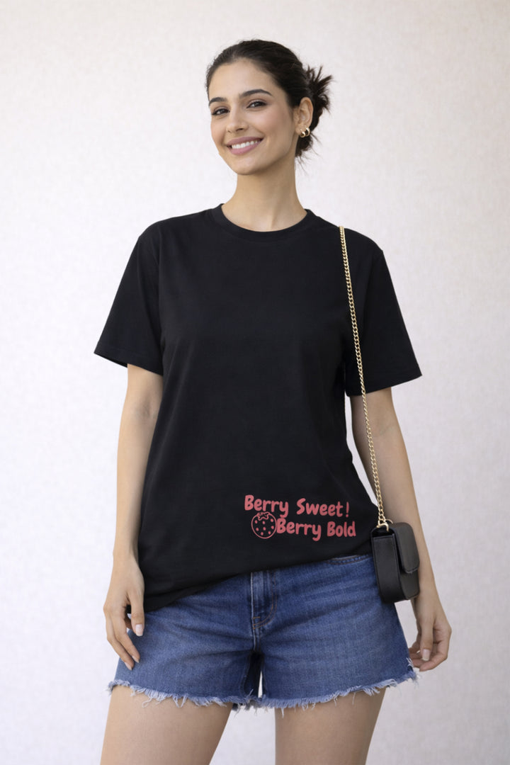 Strawberry Graphic T-shirt - Black