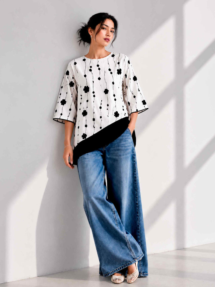 Dancing Daisy Slanting Top