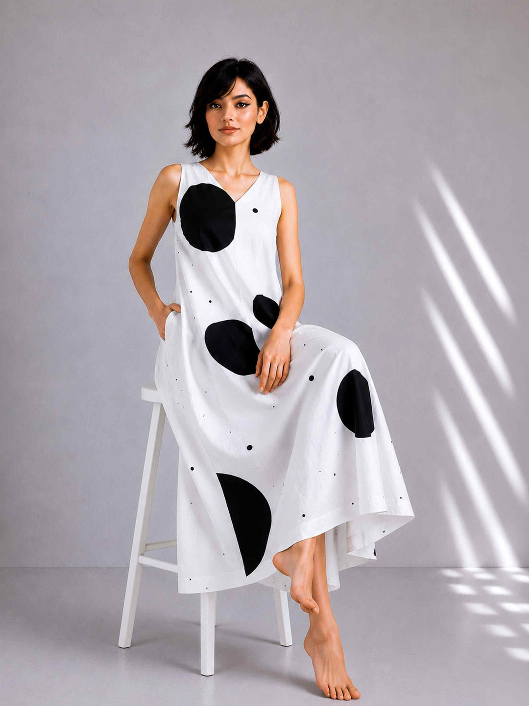 Moon Dot - Black