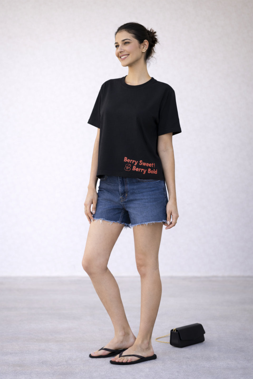 Strawberry Graphic T-shirt - Black
