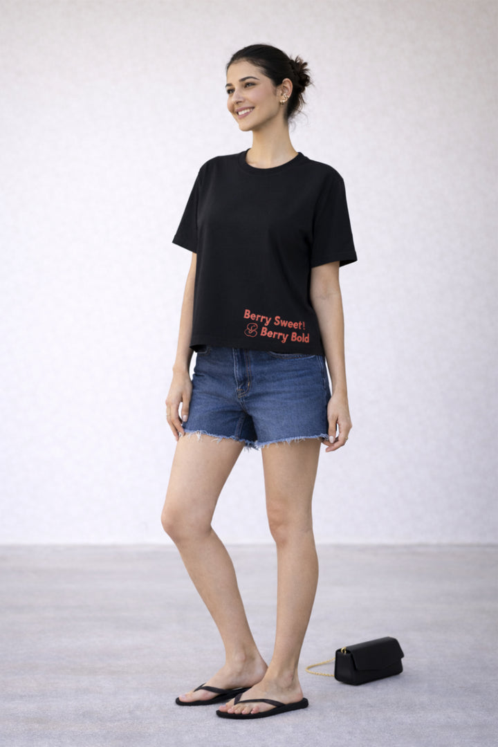 Strawberry Graphic T-shirt - Black
