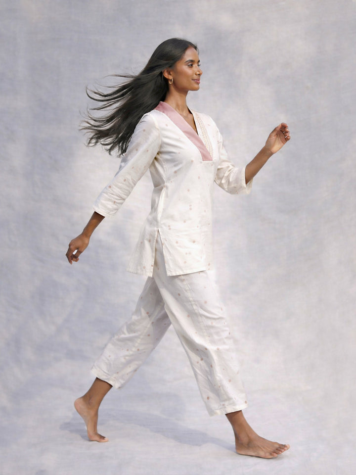 Noor Kurti - Ivory White