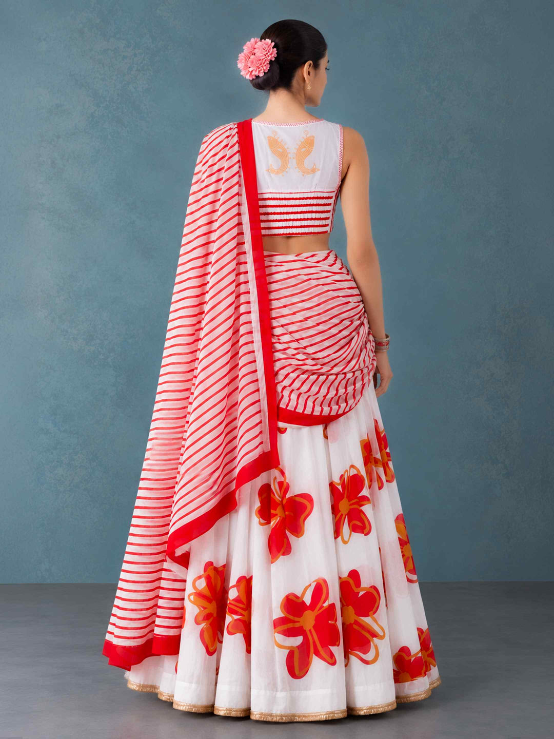 Gulnaar Lehenga