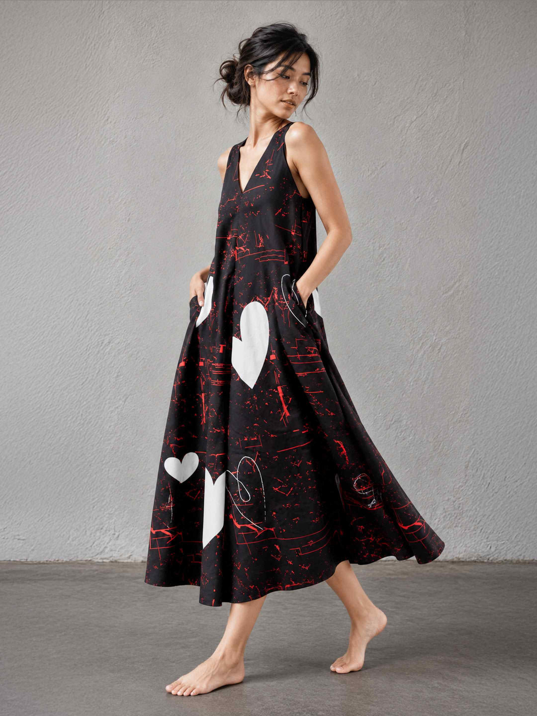 Graphic Hearts Dress