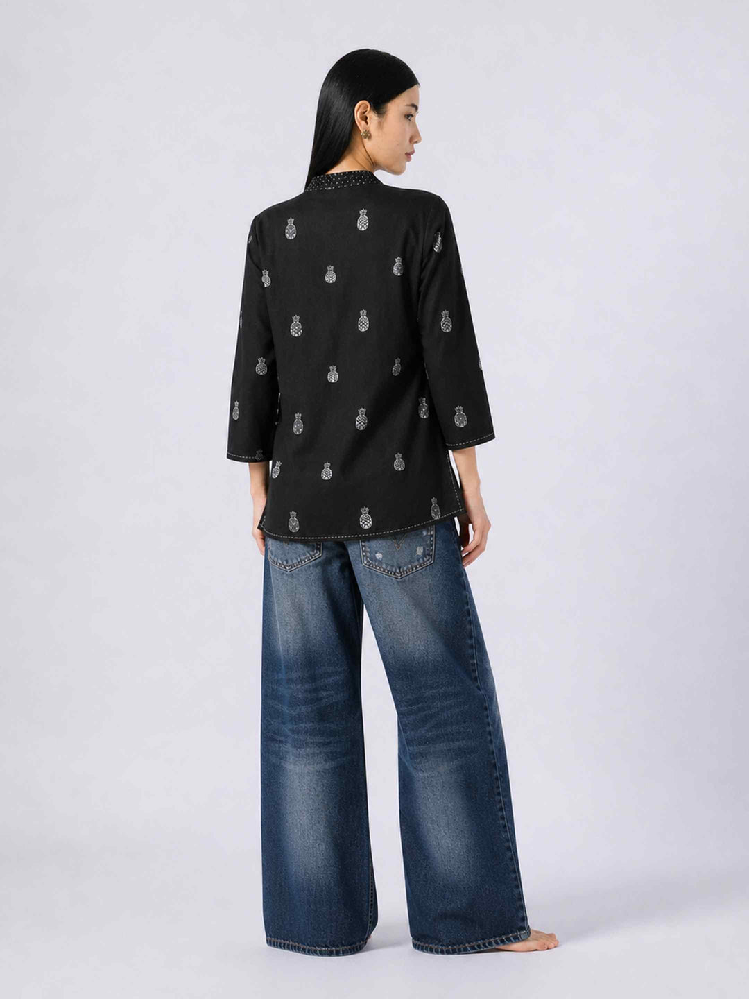 Pineapple Pop - Black