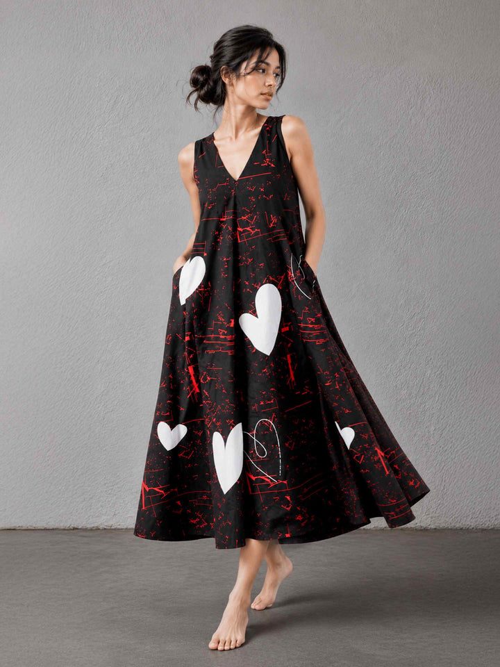 Graphic Hearts Dress